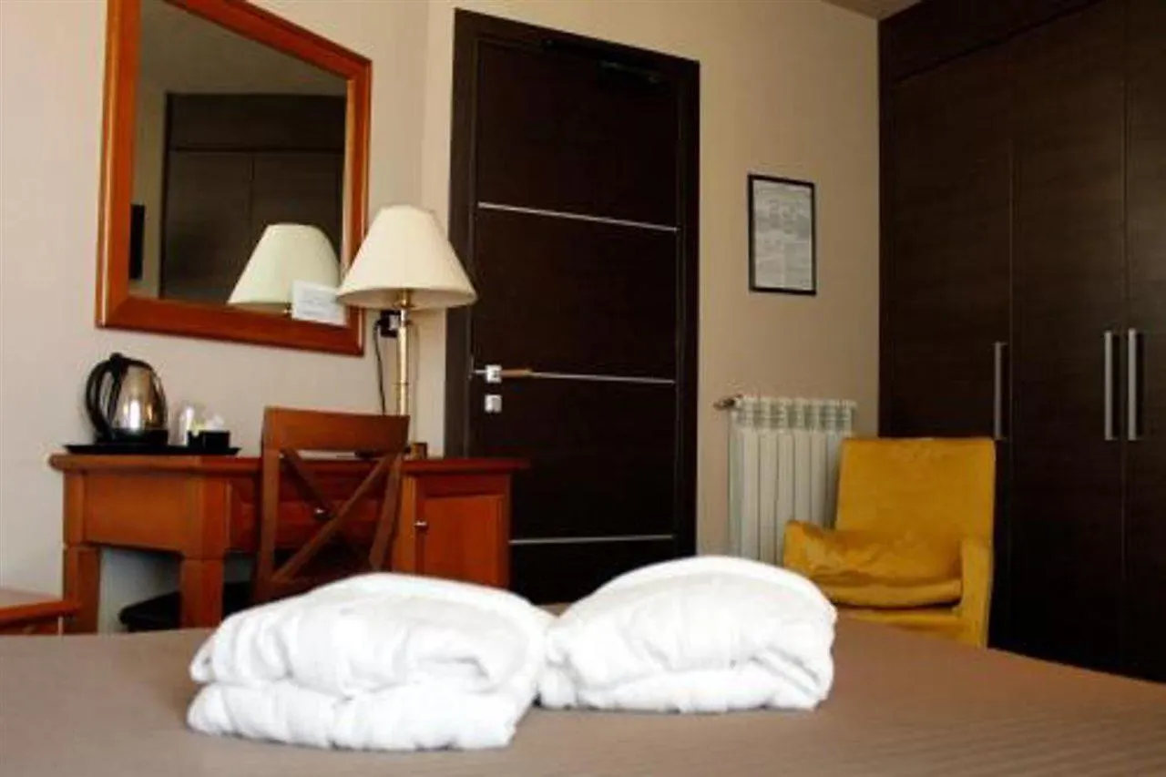 Agriturismo San Giorgio Monteroni dʼArbia 0*,