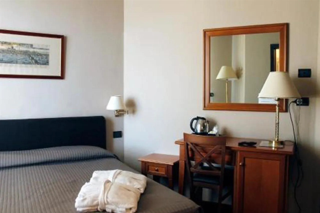 Agriturismo San Giorgio Monteroni dʼArbia Lantställe