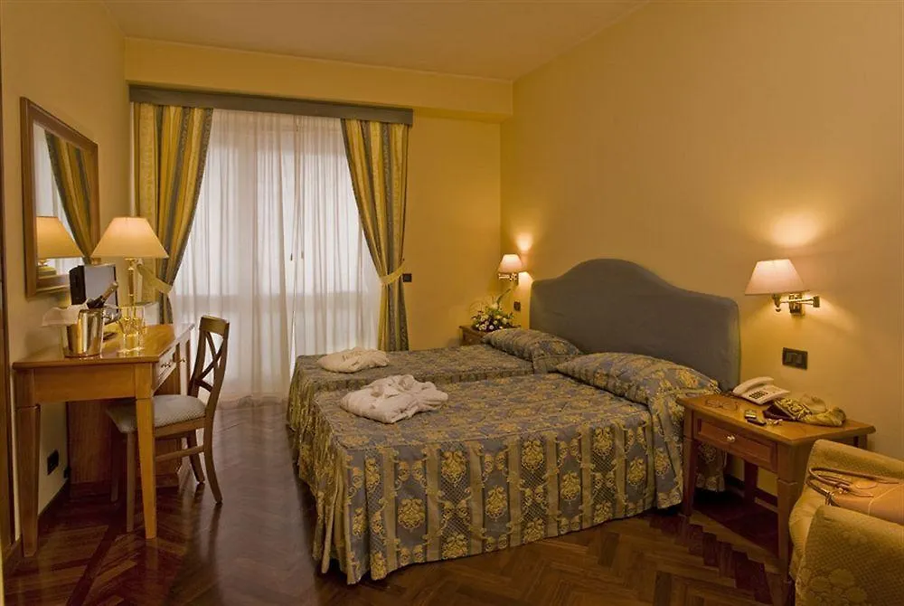 Agriturismo San Giorgio Monteroni dʼArbia Lantställe